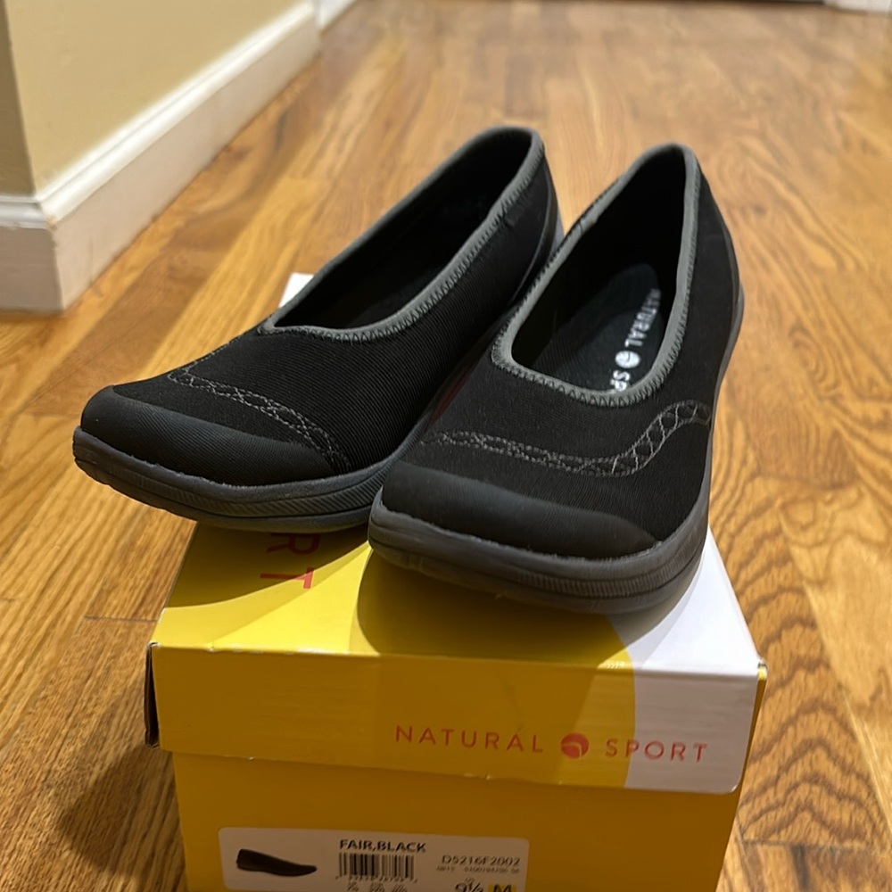 Natural Sport black slip on shoes